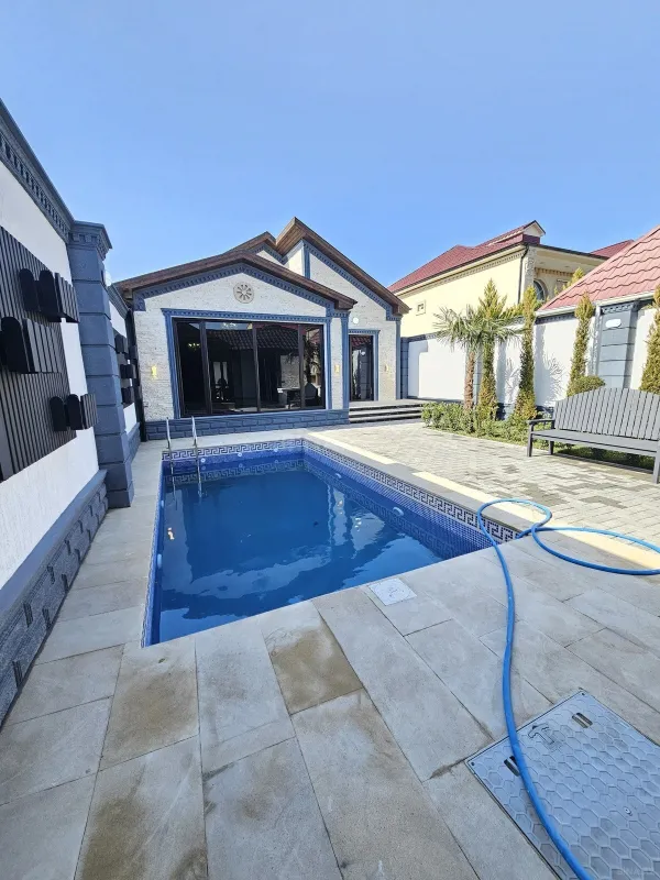 Satılır 4 otaqlı həyət evi 130 m²