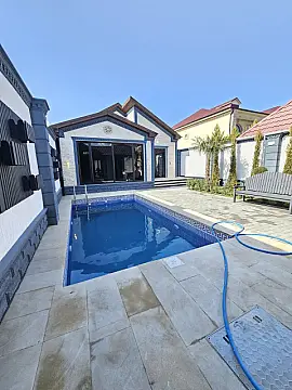 Satılır 4 otaqlı həyət evi 130 m²