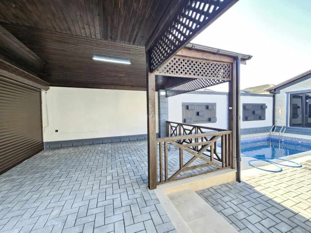 Satılır 4 otaqlı həyət evi 130 m²