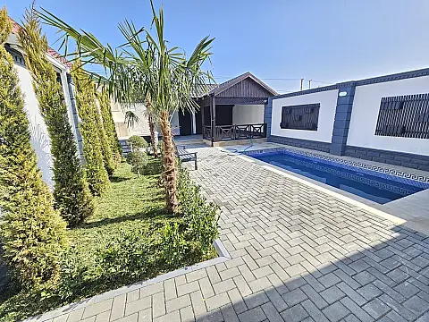 Satılır 4 otaqlı həyət evi 130 m²