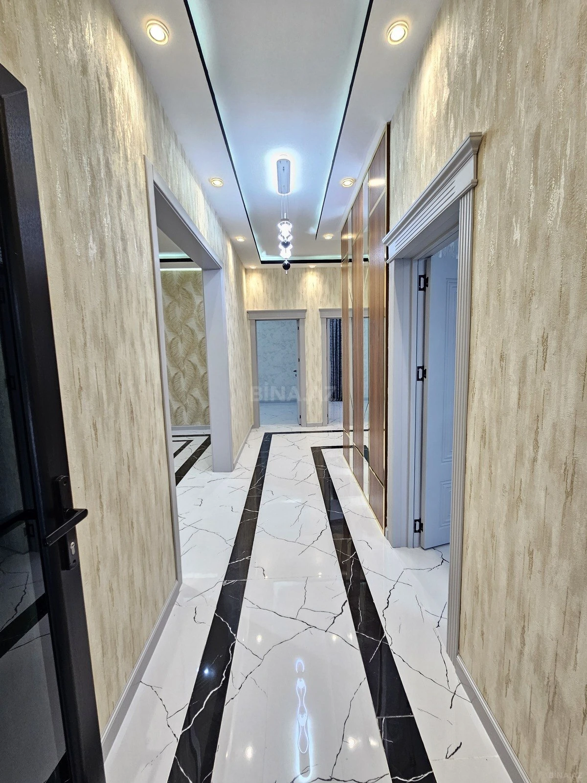 Satılır 4 otaqlı həyət evi 130 m²