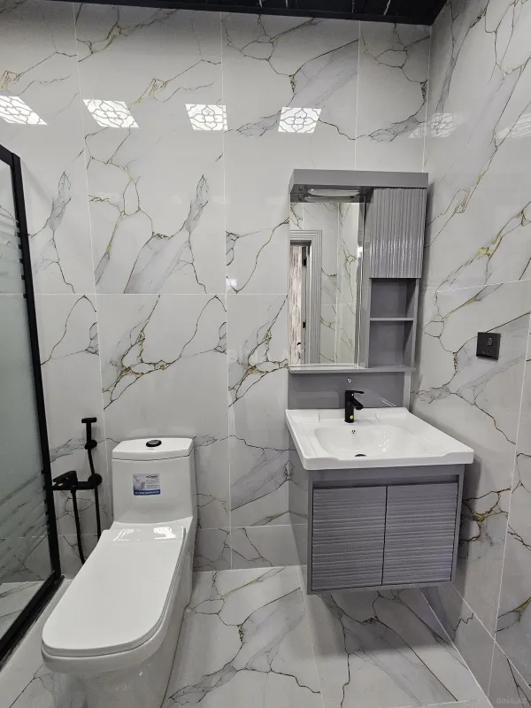 Satılır 4 otaqlı həyət evi 130 m²