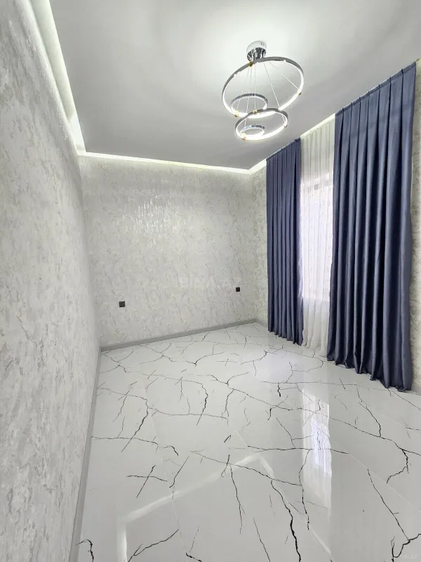 Satılır 4 otaqlı həyət evi 130 m²