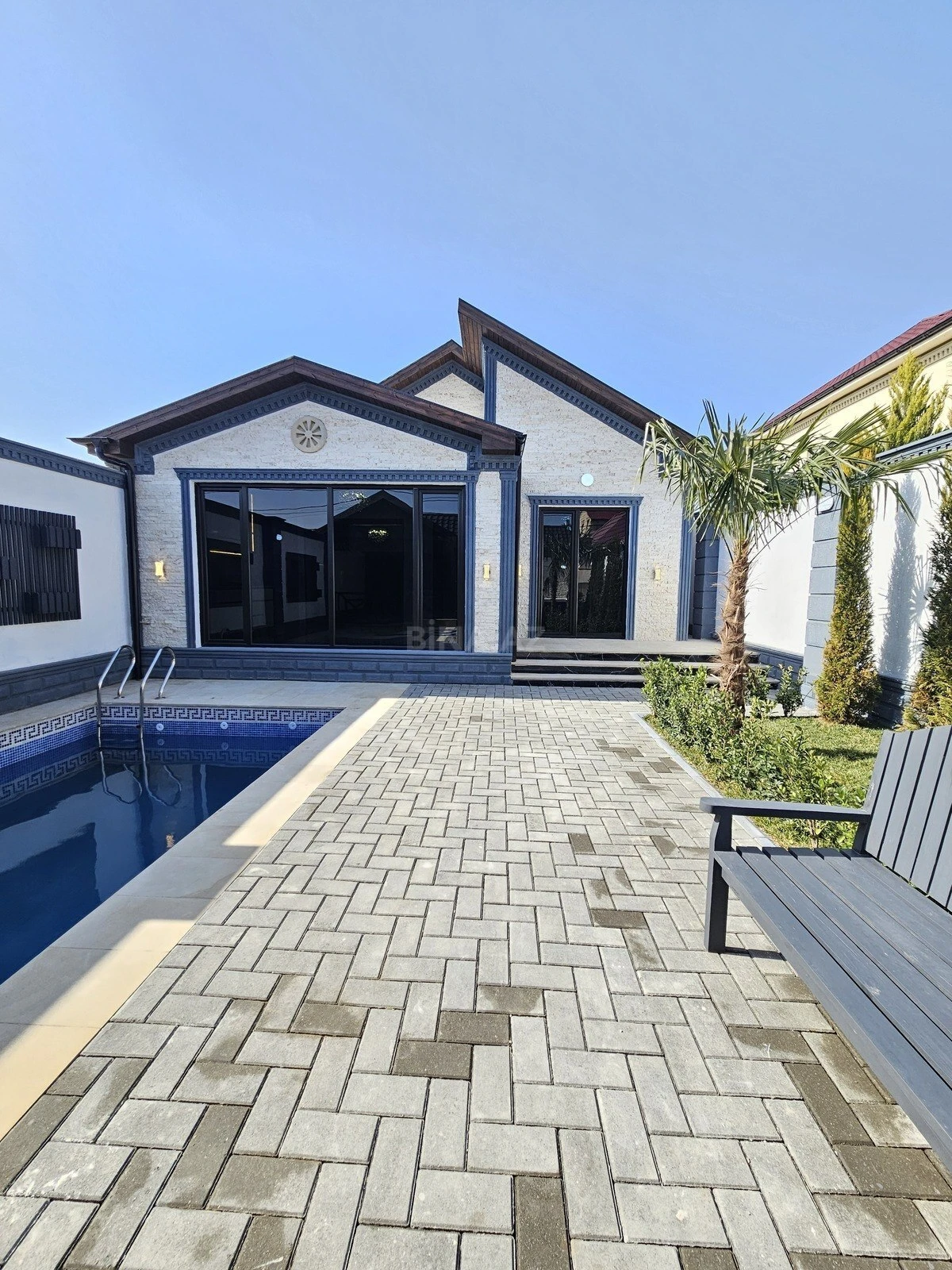 Satılır 4 otaqlı həyət evi 130 m²