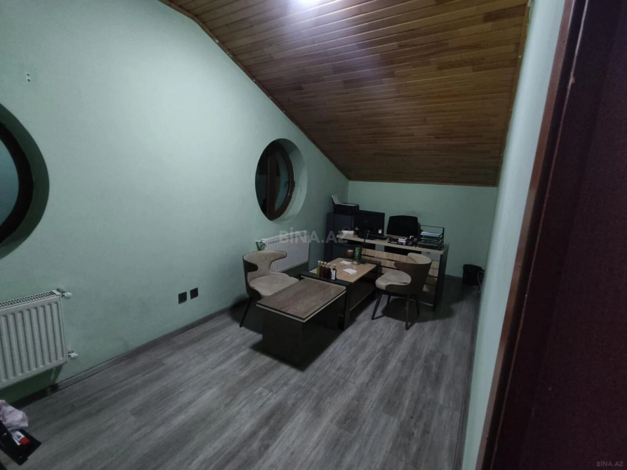 Kirayə verilir 9 otaqlı ofis 240 m²