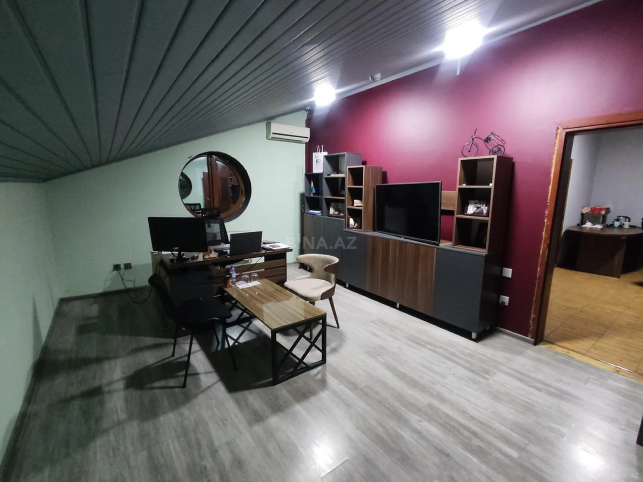 Kirayə verilir 9 otaqlı ofis 240 m²