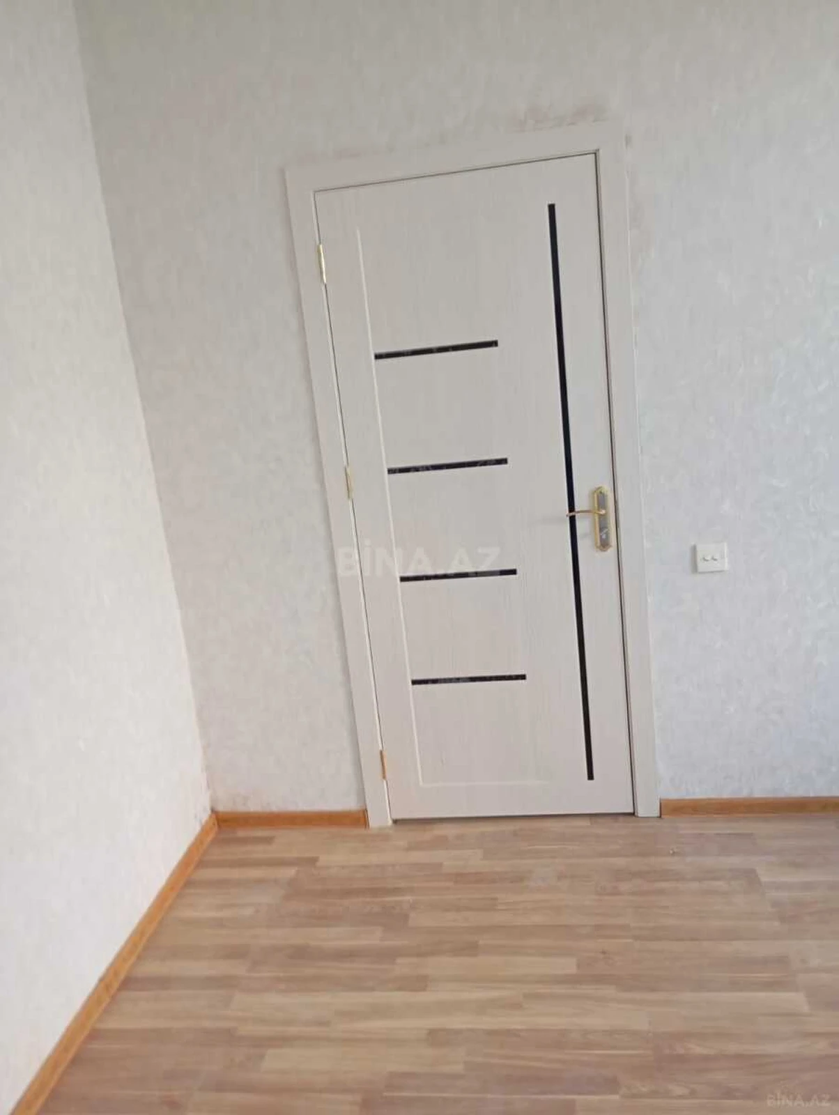 Satılır 2 otaqlı mənzil 58.9 m²