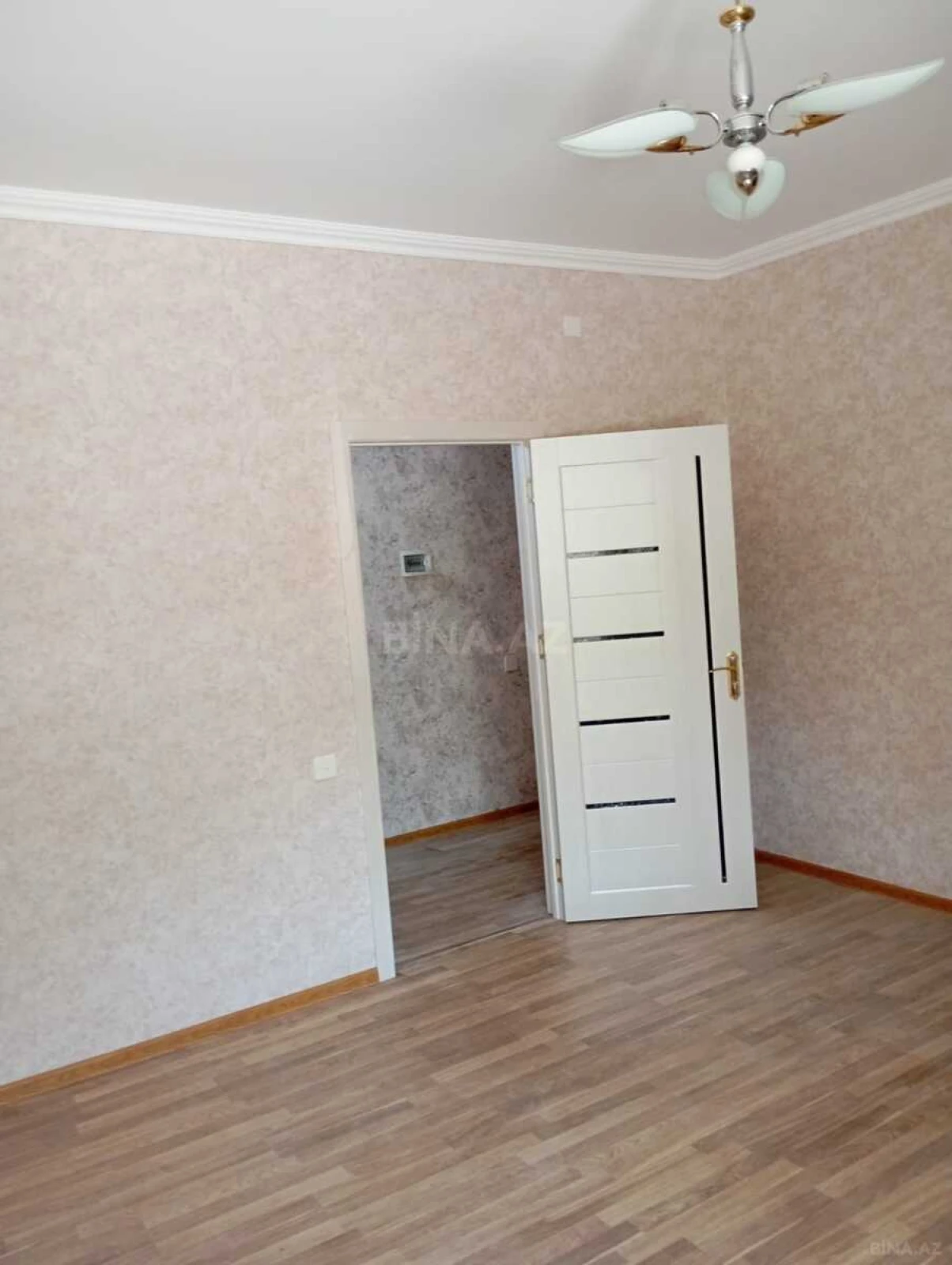Satılır 2 otaqlı mənzil 58.9 m²
