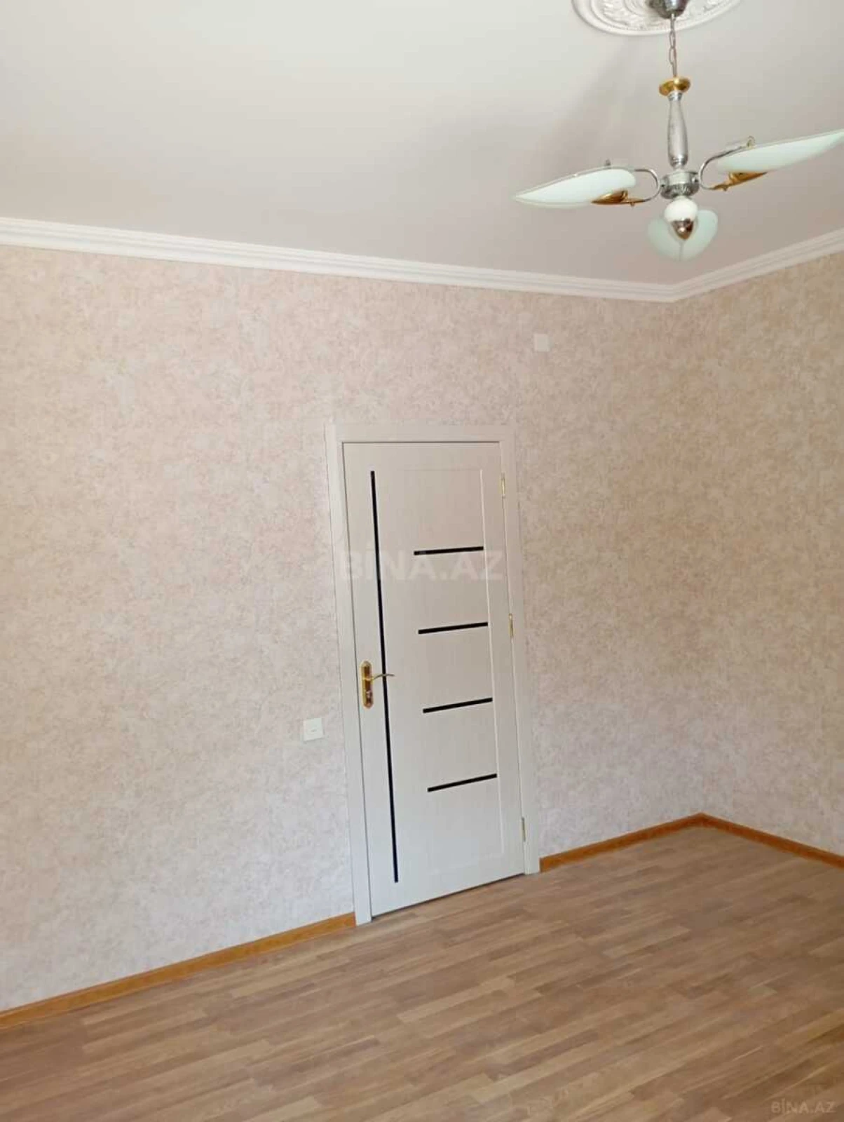 Satılır 2 otaqlı mənzil 58.9 m²