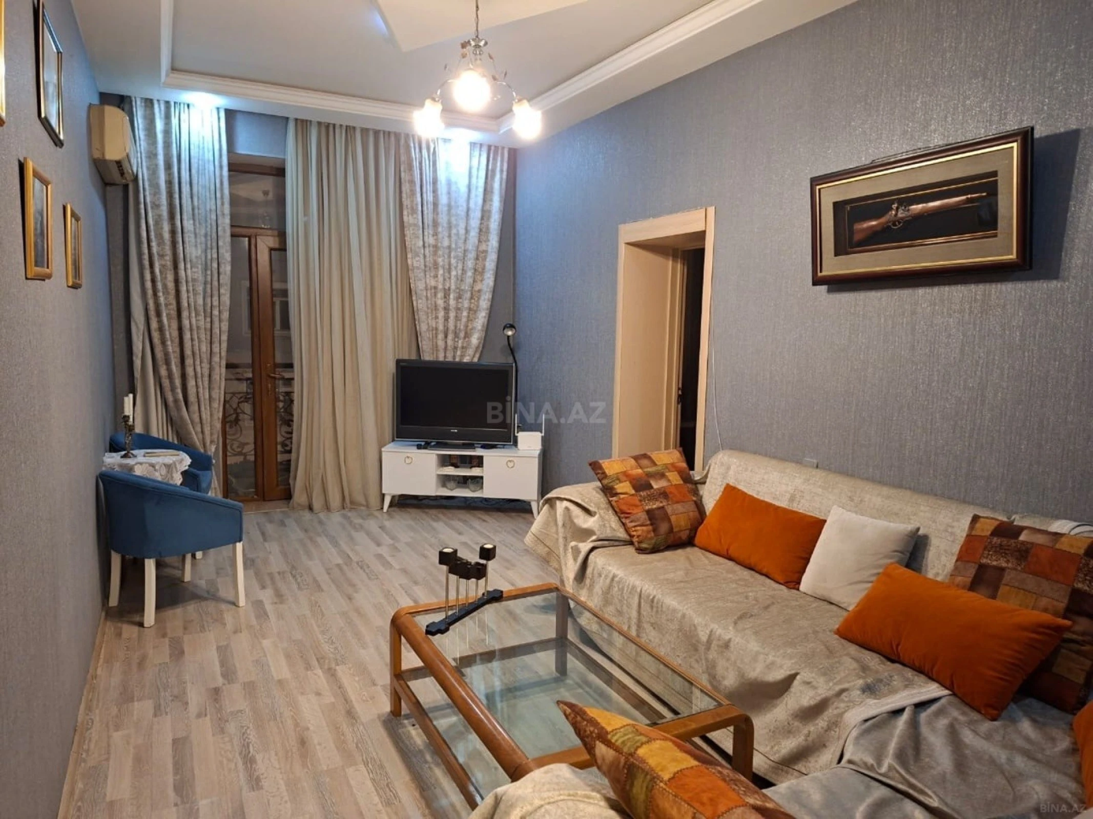 Kirayə verilir 2 otaqlı mənzil 55 m²
