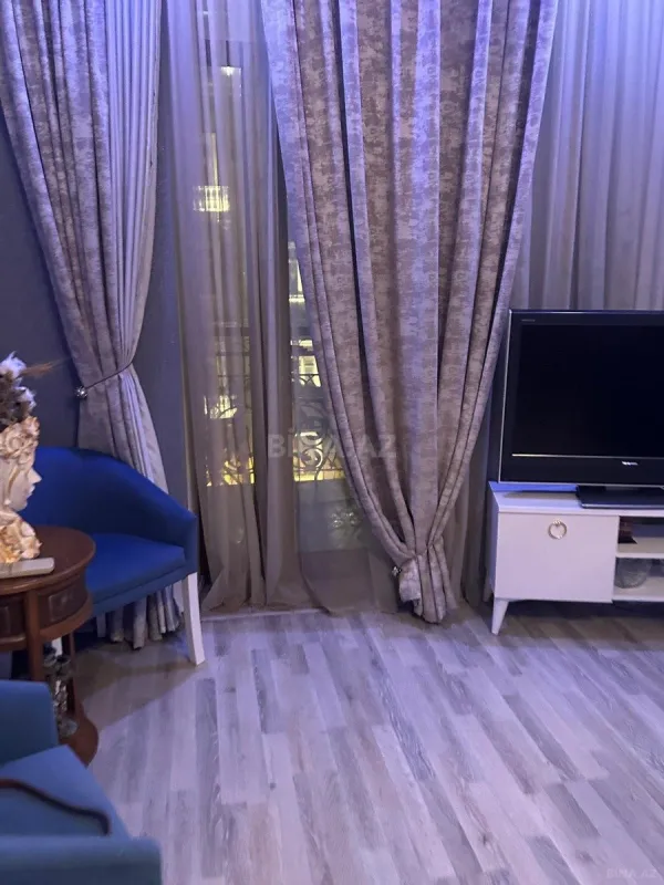 Kirayə verilir 2 otaqlı mənzil 55 m²