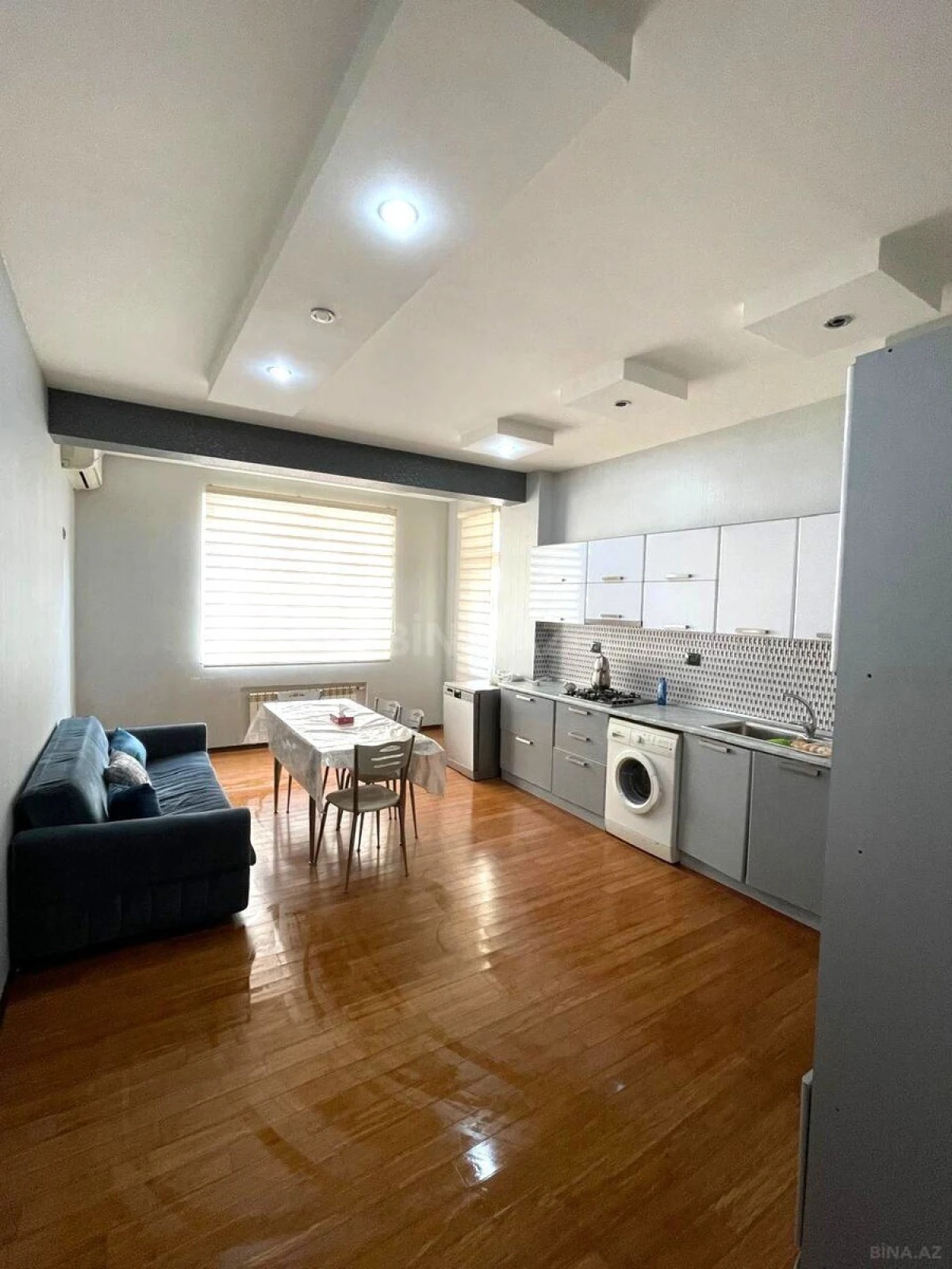 Kirayə verilir 3 otaqlı mənzil 155 m²