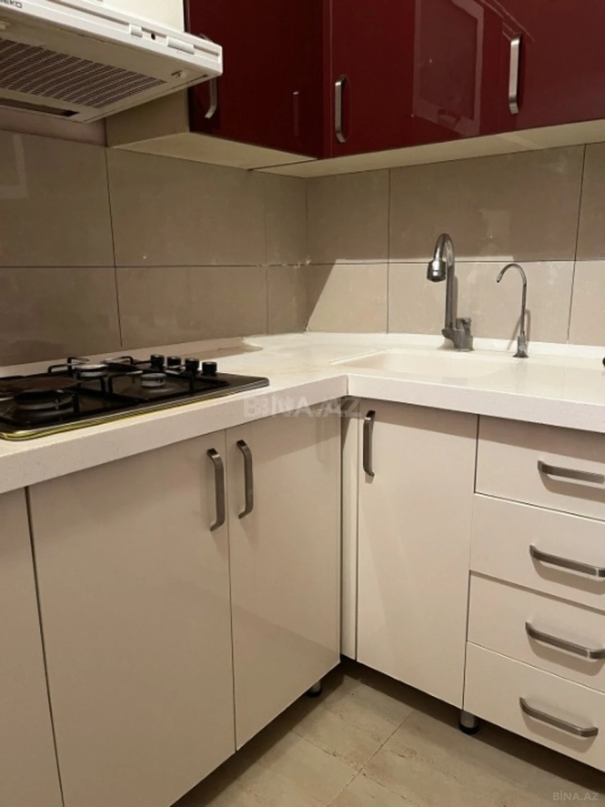 Satılır 2 otaqlı mənzil 65 m²