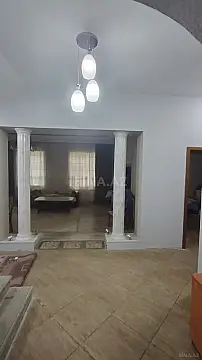 Satılır 7 otaqlı həyət evi 350 m²