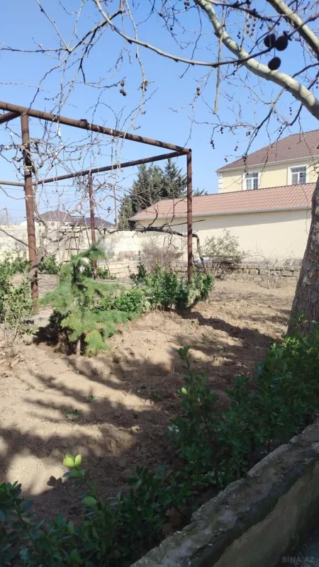 Satılır 7 otaqlı həyət evi 350 m²