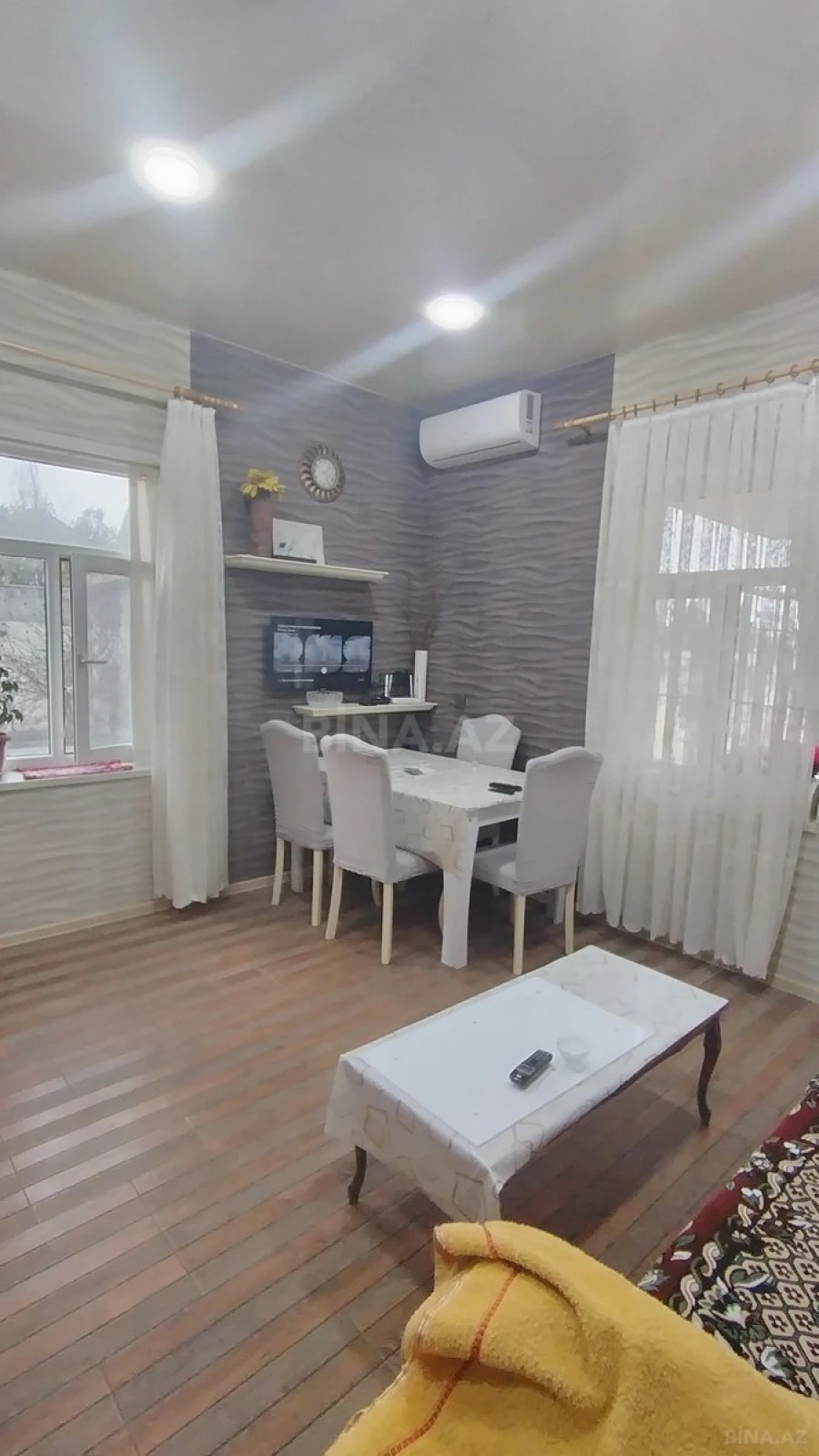 Satılır 7 otaqlı həyət evi 350 m²