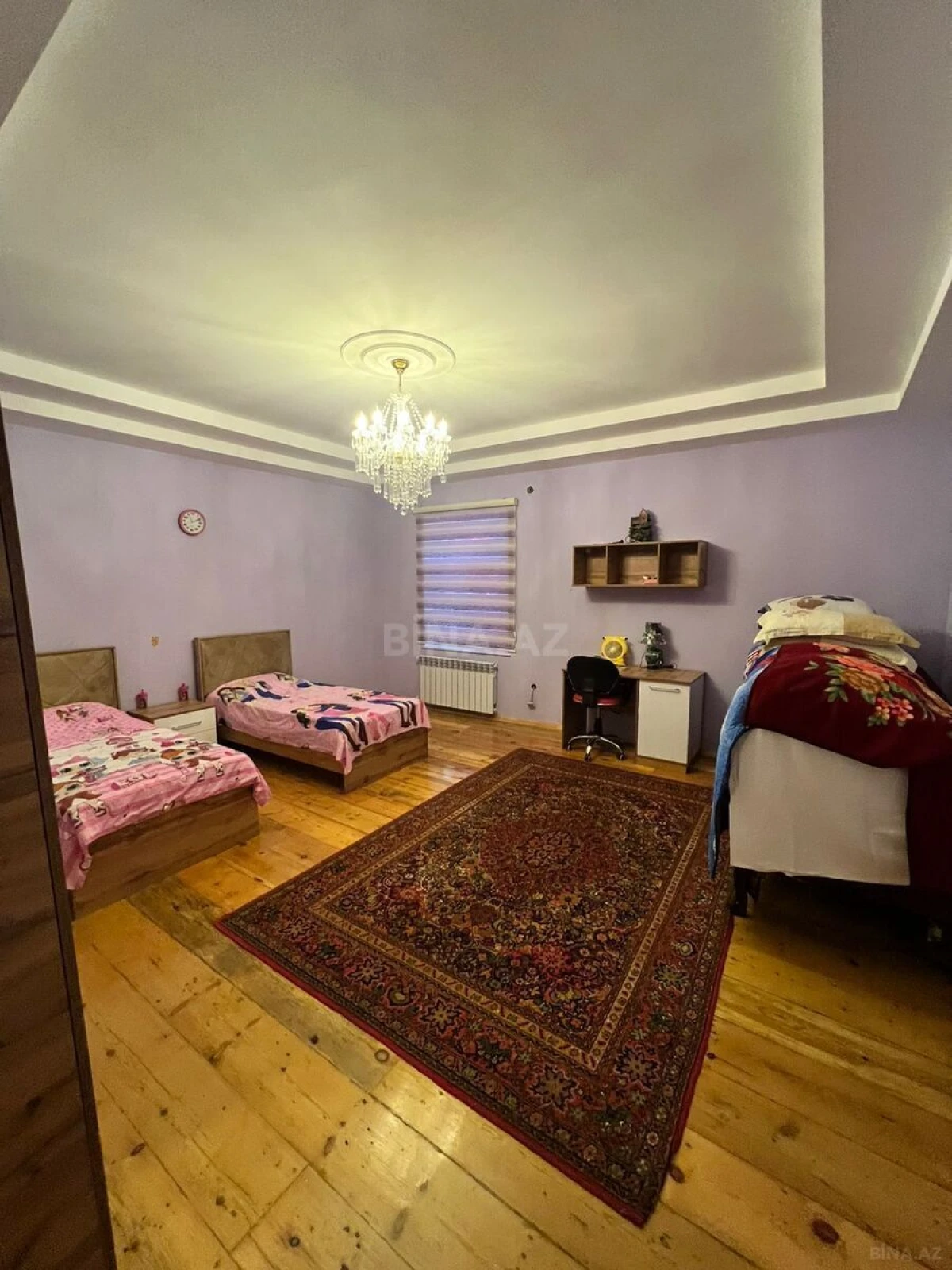 Satılır 7 otaqlı həyət evi 300 m²