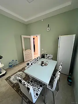 Satılır 7 otaqlı həyət evi 300 m²