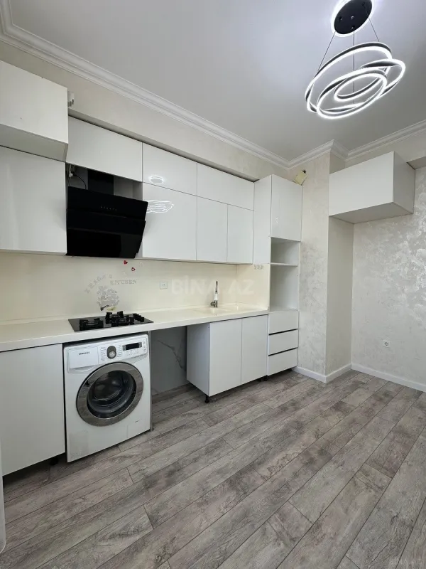 Satılır 2 otaqlı mənzil 75 m²