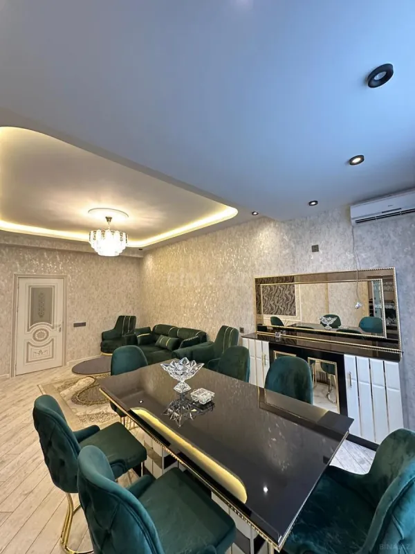 Satılır 3 otaqlı mənzil 103 m²