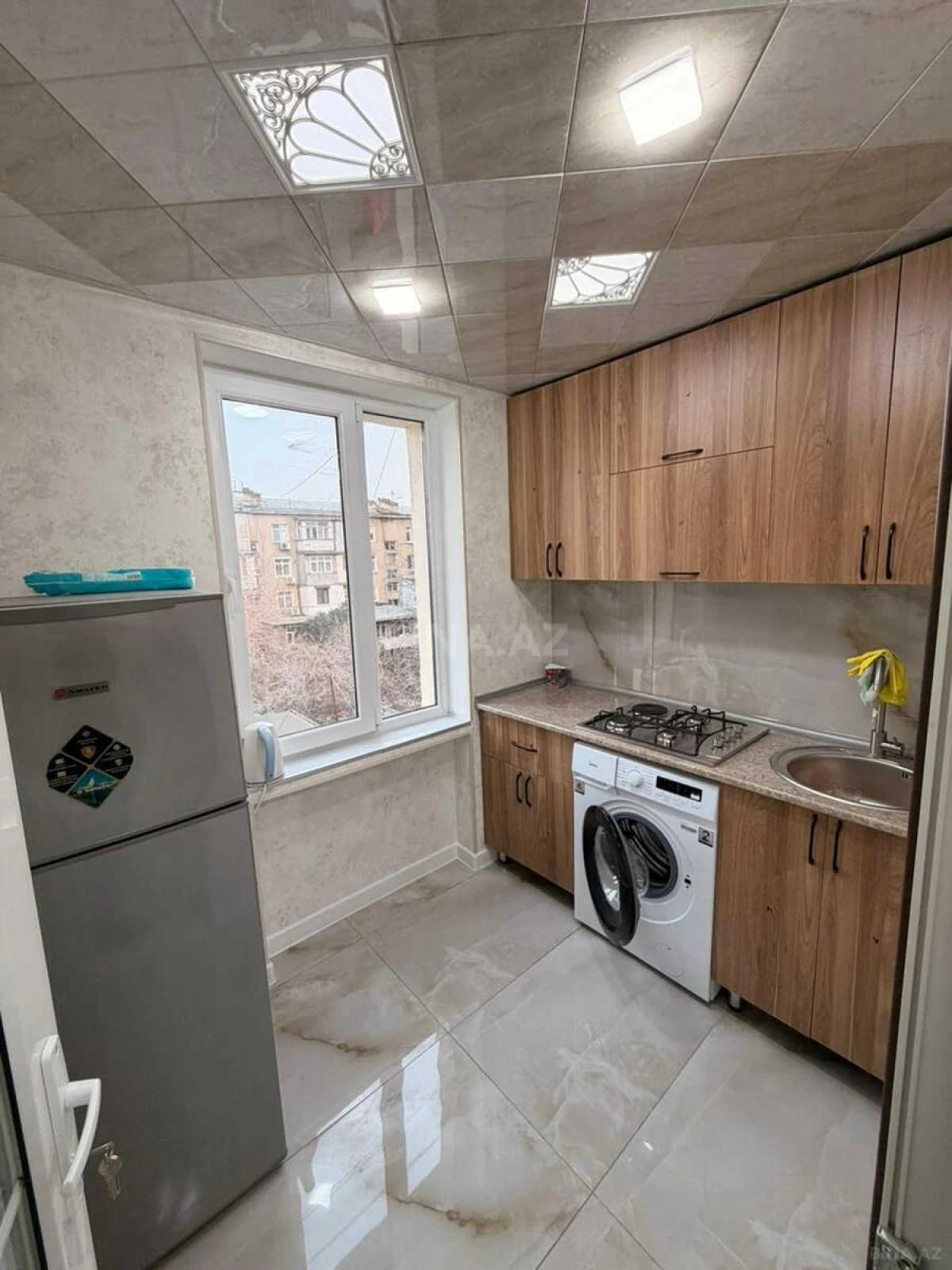 Kirayə verilir 2 otaqlı mənzil 50 m²