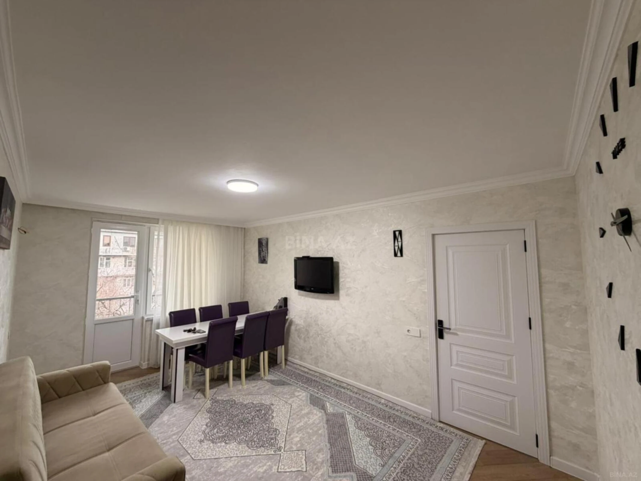Kirayə verilir 2 otaqlı mənzil 50 m²