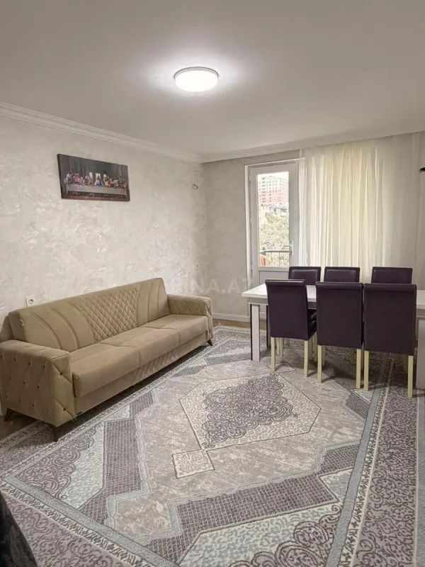 Kirayə verilir 2 otaqlı mənzil 50 m²