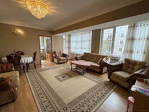 Satılır 3 otaqlı mənzil 85 m²