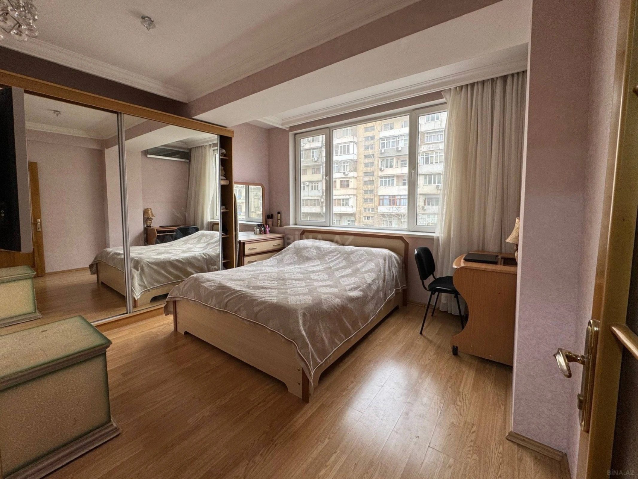 Satılır 3 otaqlı mənzil 85 m²