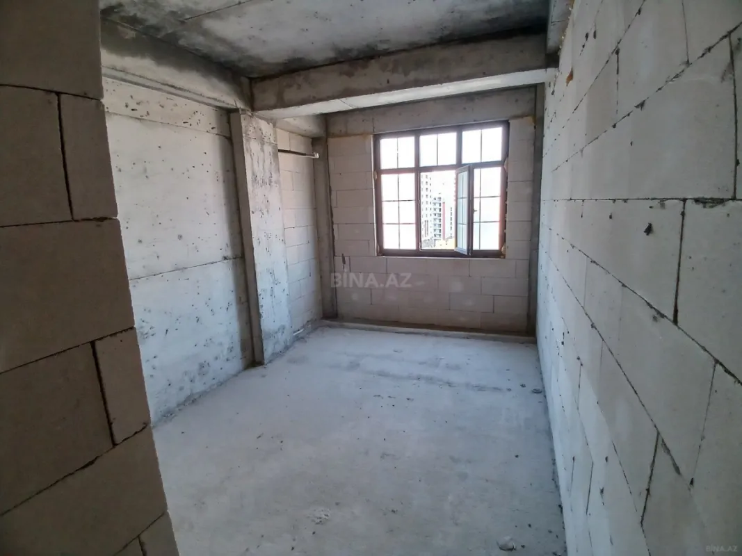 Satılır 2 otaqlı mənzil 78 m²