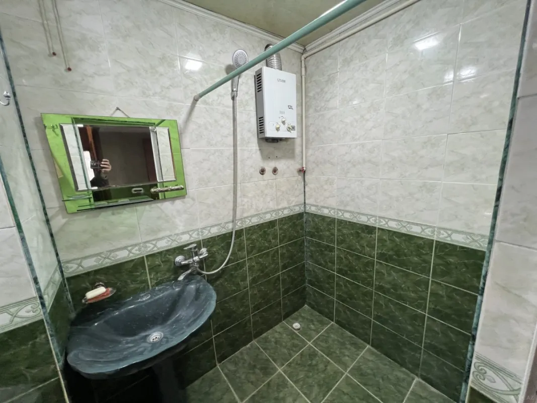 Satılır 2 otaqlı mənzil 48 m²