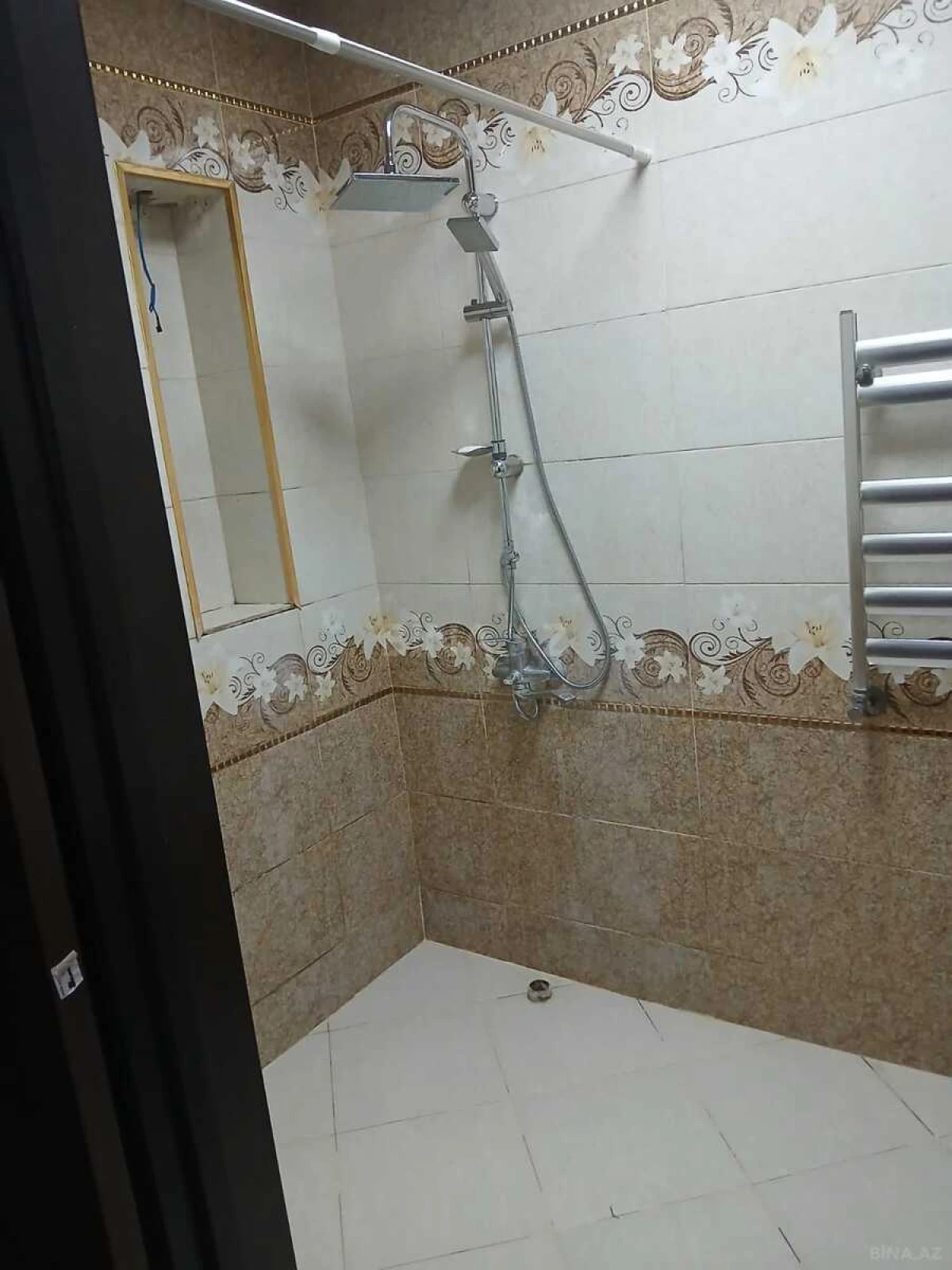 Kirayə verilir 3 otaqlı mənzil 115 m²