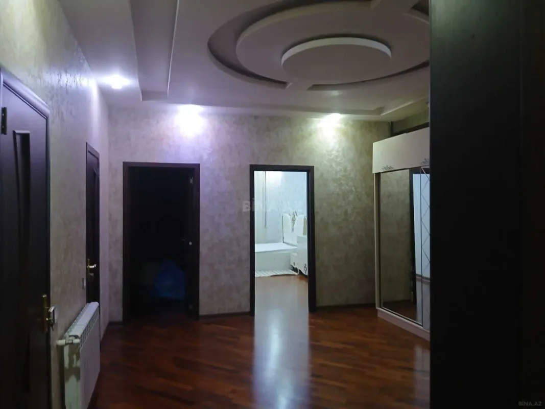 Kirayə verilir 3 otaqlı mənzil 115 m²
