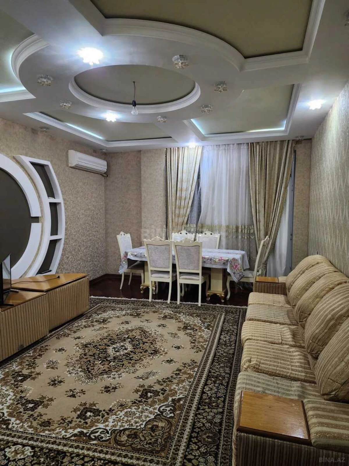 Kirayə verilir 3 otaqlı mənzil 115 m²