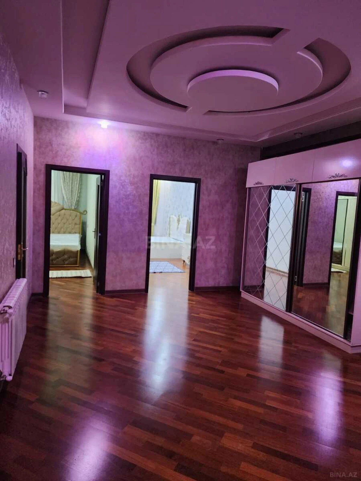 Kirayə verilir 3 otaqlı mənzil 115 m²