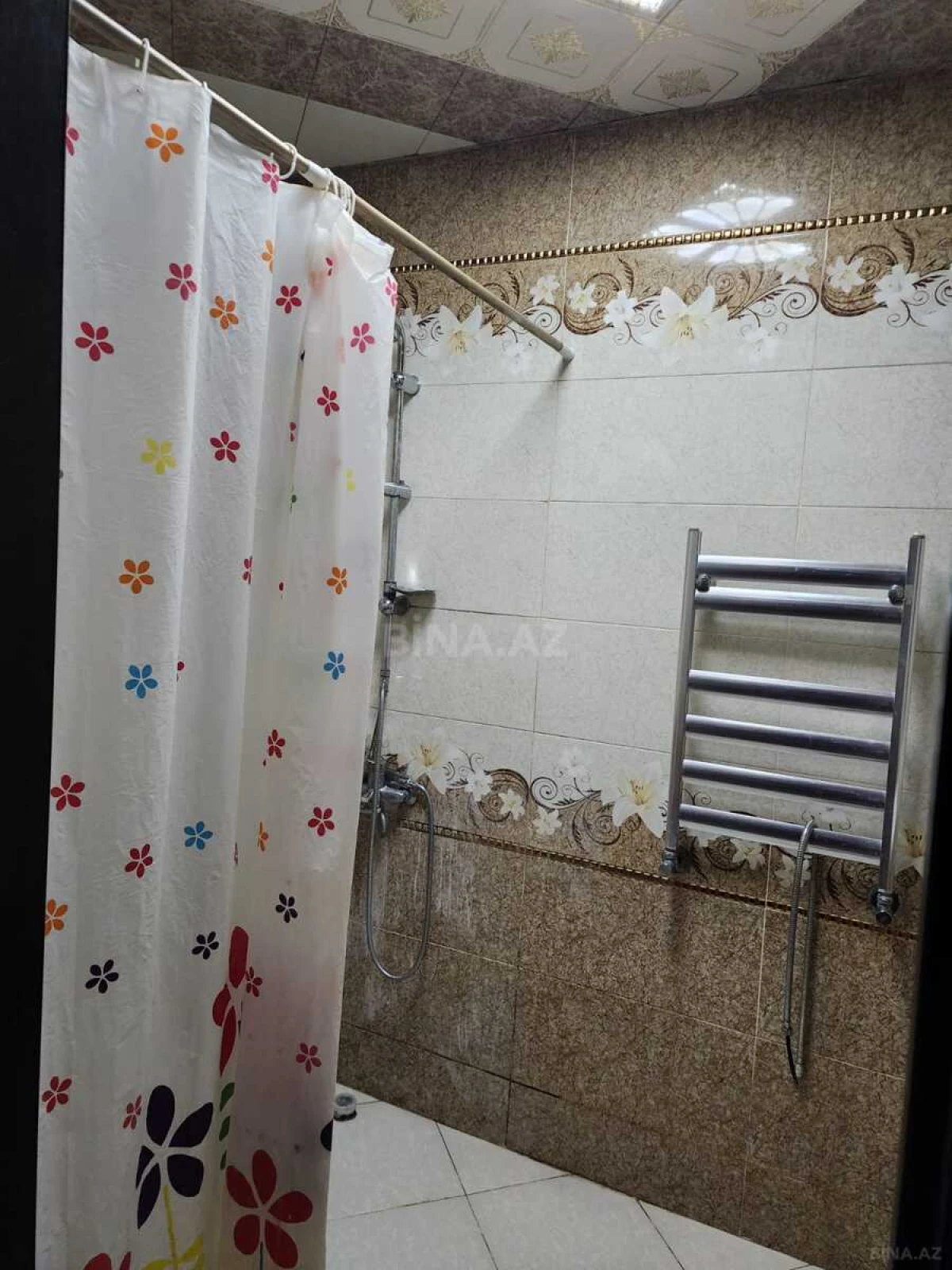 Kirayə verilir 3 otaqlı mənzil 115 m²