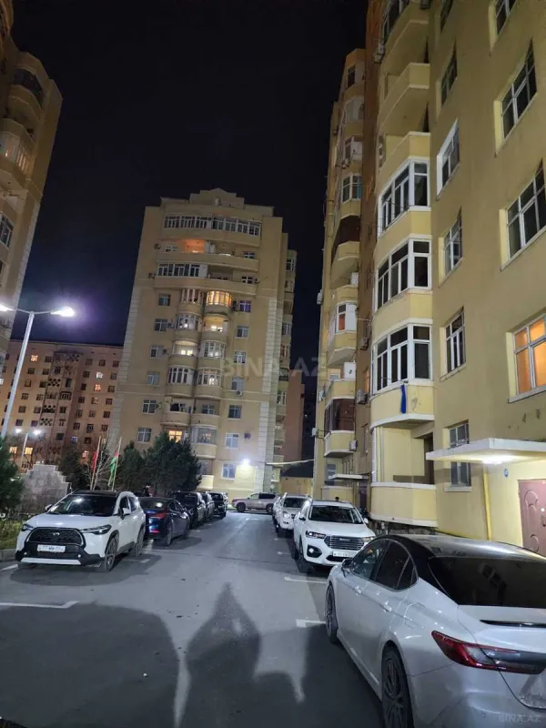 Kirayə verilir 3 otaqlı mənzil 115 m²