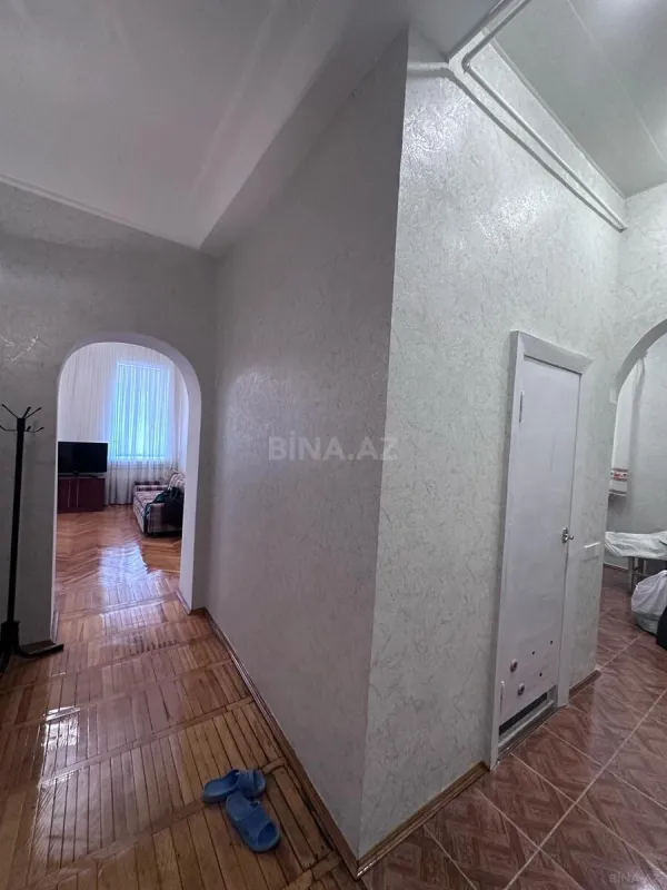 Kirayə verilir 2 otaqlı mənzil 75 m²
