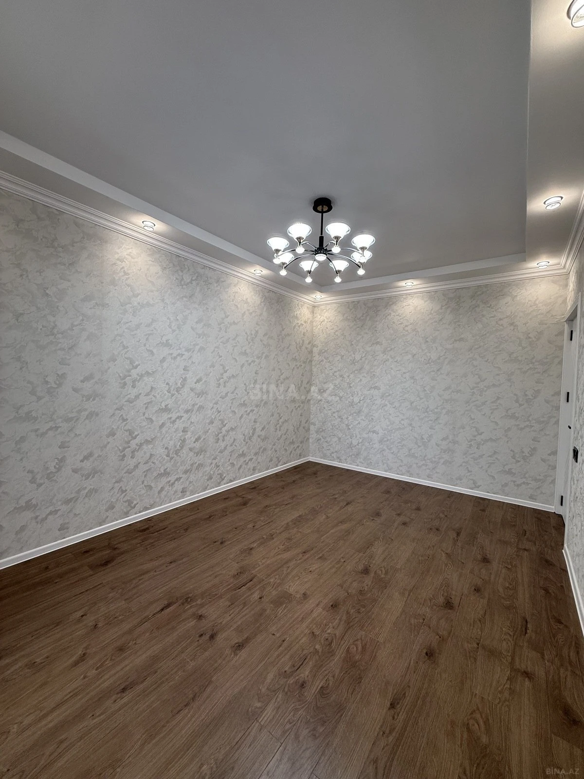 Satılır 3 otaqlı mənzil 65 m²