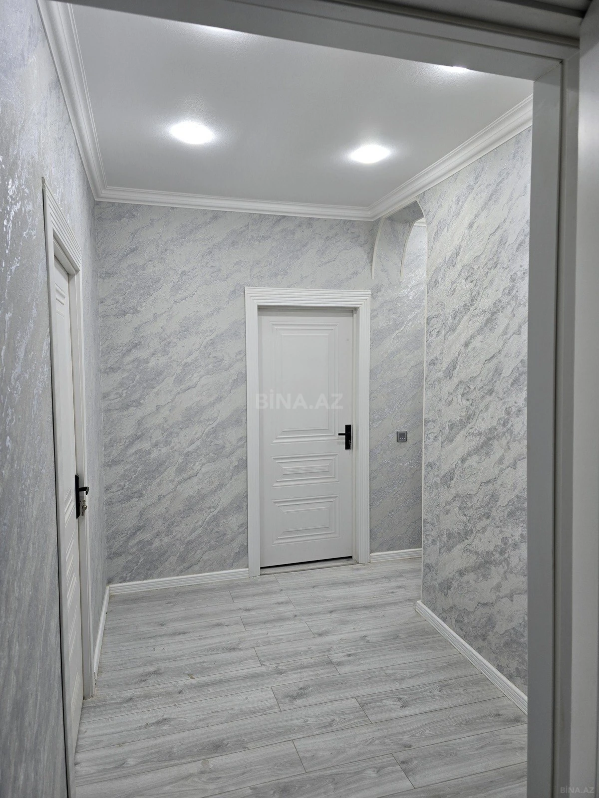 Satılır 3 otaqlı mənzil 65 m²