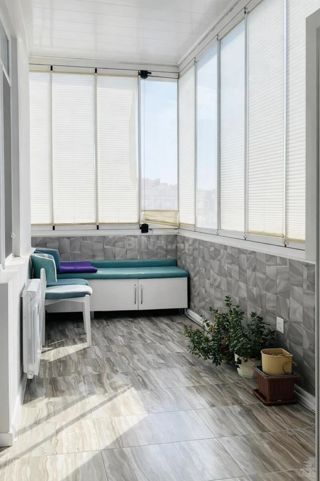 Satılır 3 otaqlı mənzil 115 m²