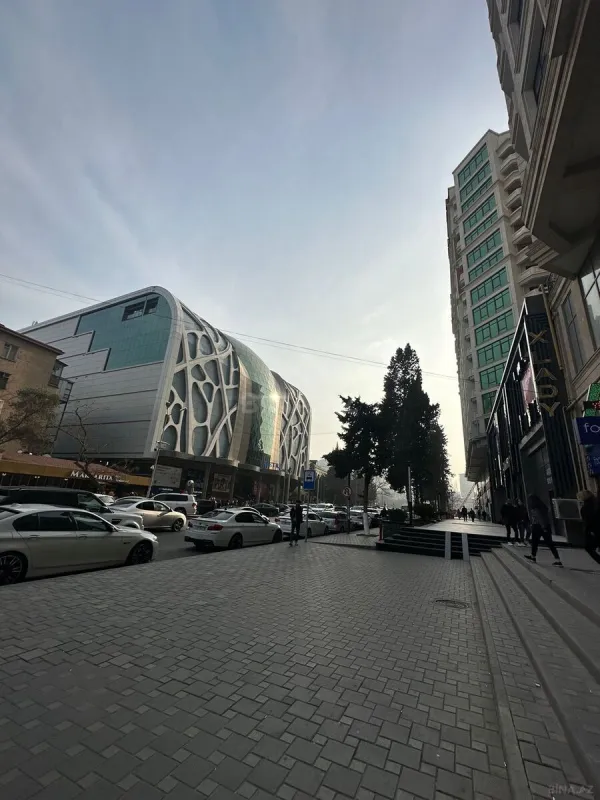 Satılır 2 otaqlı mənzil 70 m²