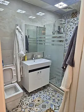 Satılır 2 otaqlı mənzil 70 m²