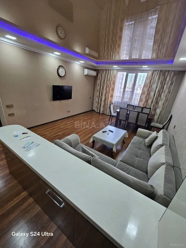 Kirayə verilir 3 otaqlı mənzil 95 m²