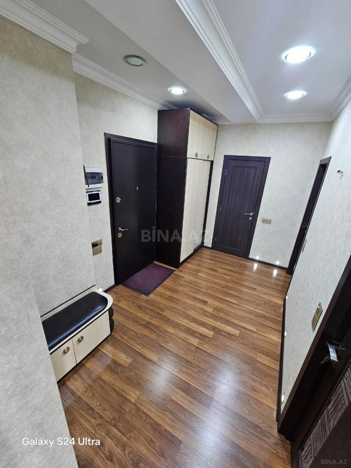Kirayə verilir 3 otaqlı mənzil 95 m²