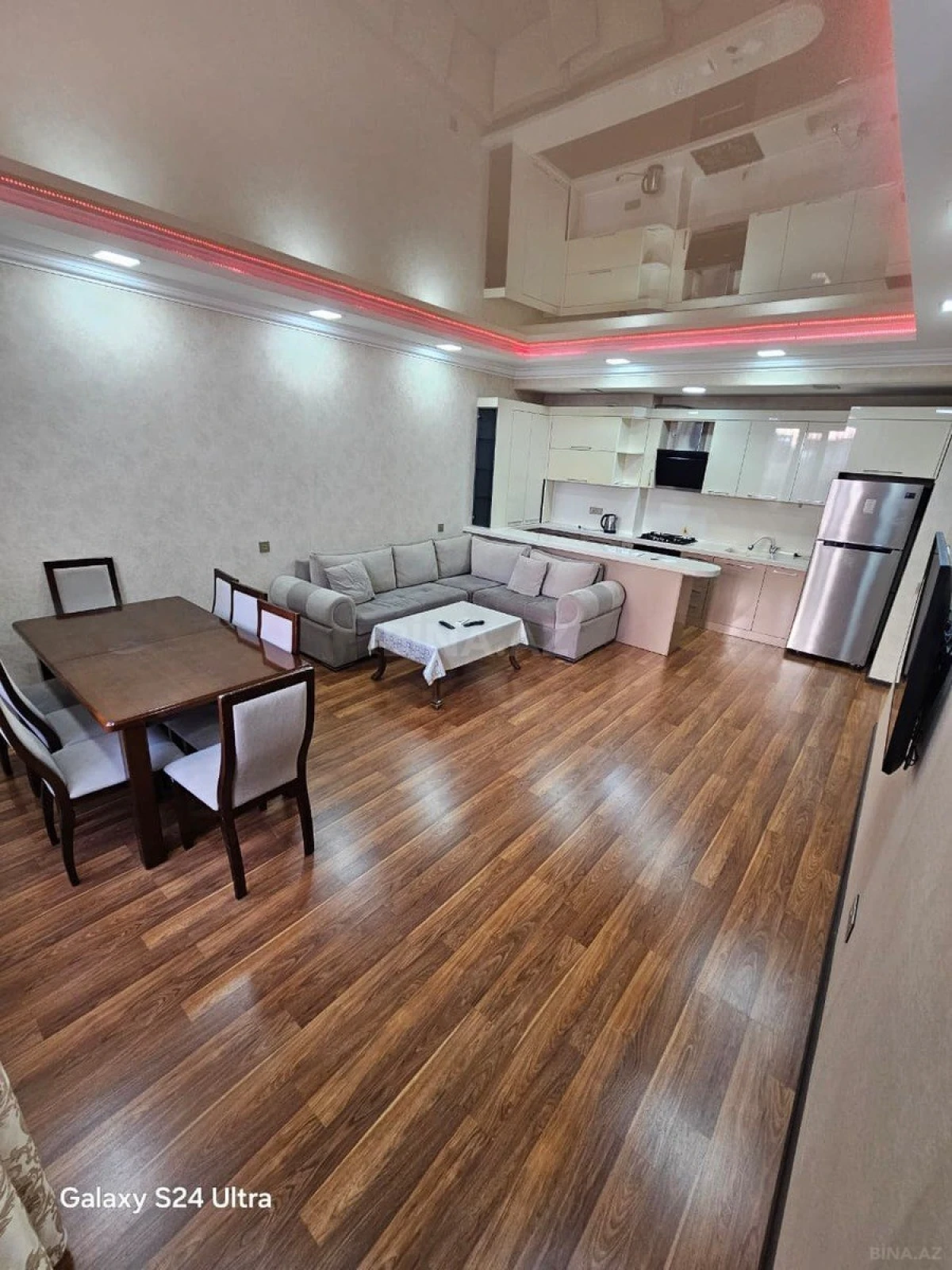 Kirayə verilir 3 otaqlı mənzil 95 m²