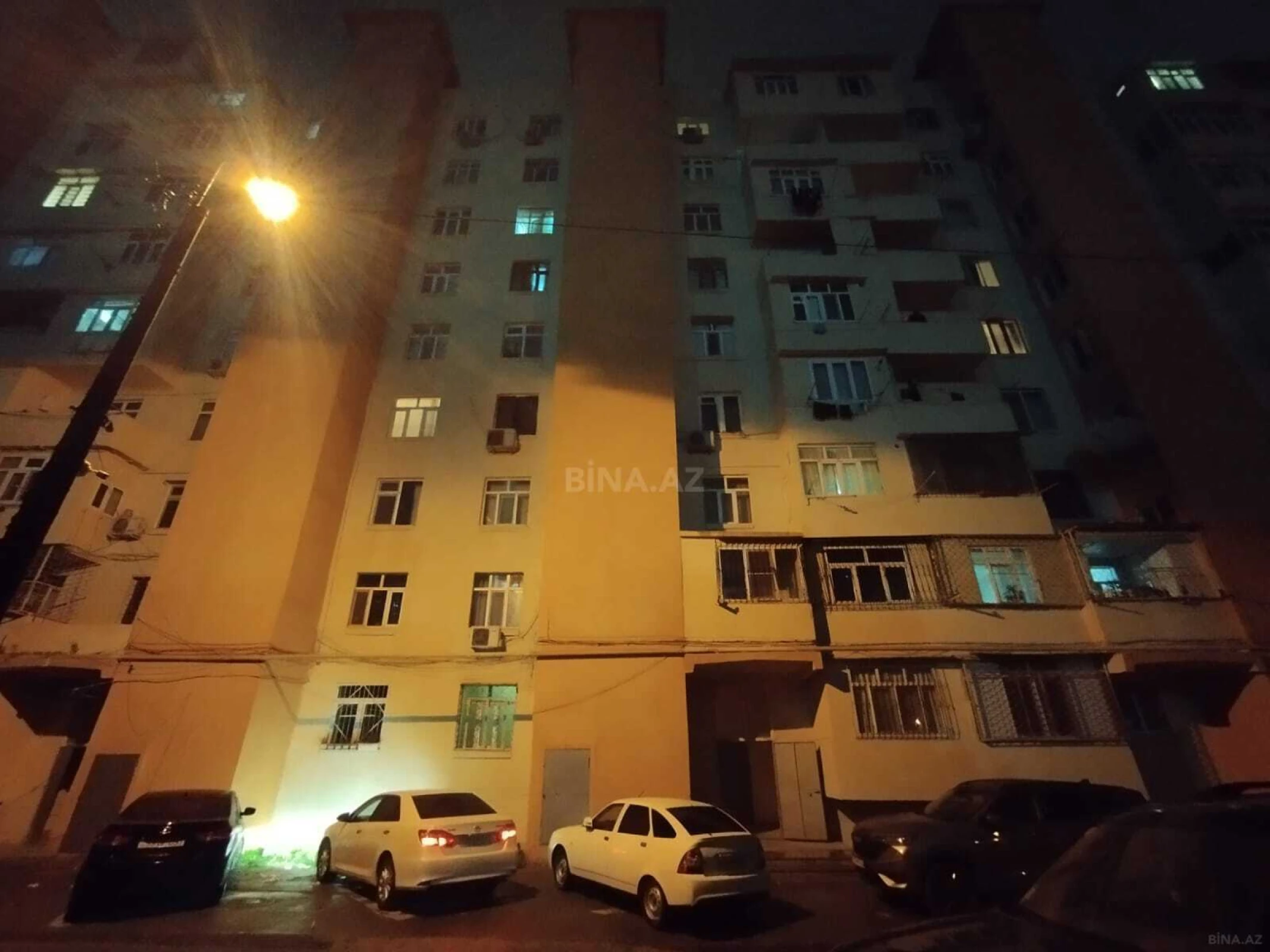 Satılır 2 otaqlı mənzil 55 m²