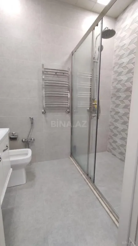 Kirayə verilir 3 otaqlı mənzil 105 m²