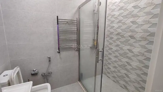 Kirayə verilir 3 otaqlı mənzil 105 m²