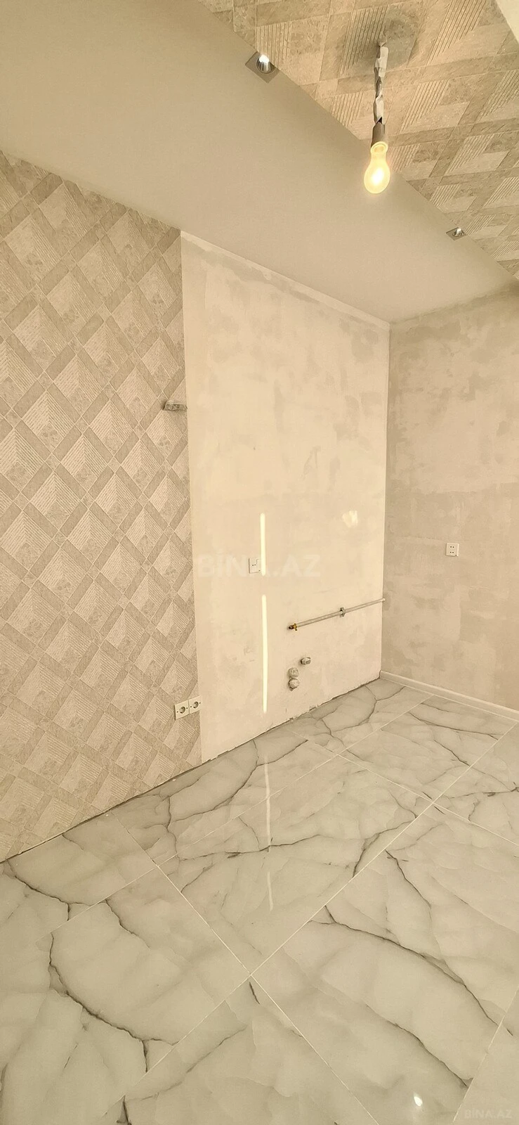 Satılır 3 otaqlı mənzil 102 m²